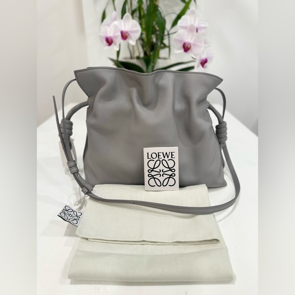 LOEWE Medium Flamenco Clutch Gray Leather Shoulder Bag - Picture 4 of 14